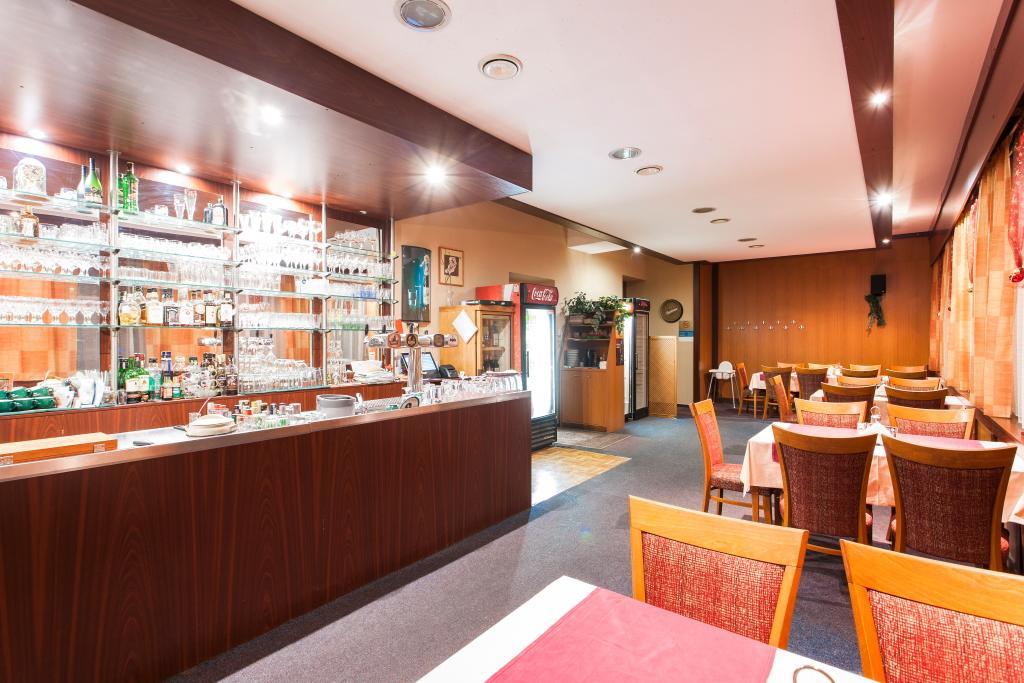 Hotel Grand Tanvald Exterior photo